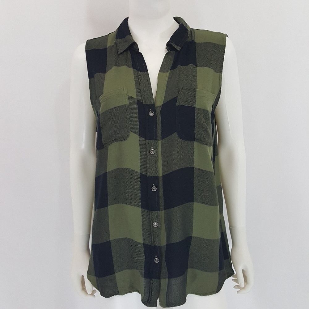 Rock & Republic Sleeveless Double Pocket Hi-Lo Hem